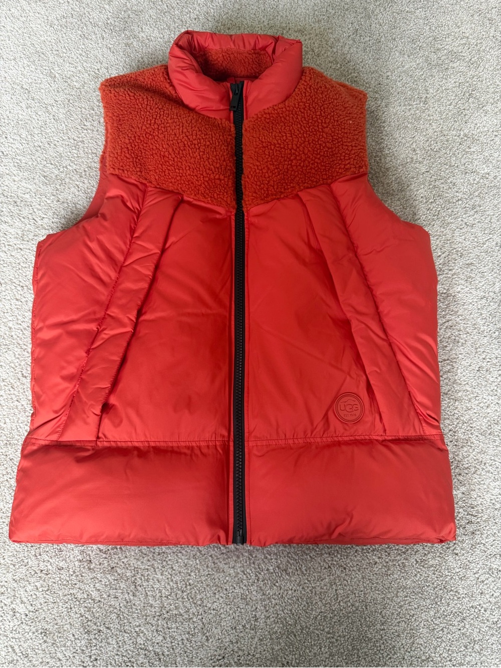 UGG Zoltan Puffer Vest